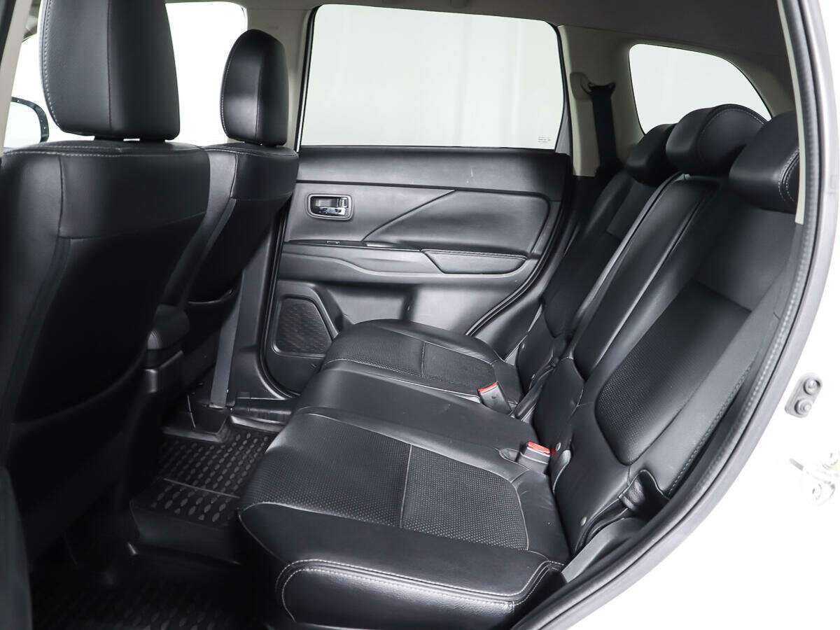 Продажа Б/У Митсубиши Оутлэндер. Фото: #8