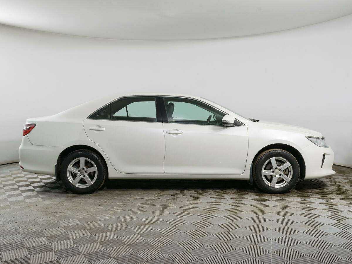 Продажа Б/У Тойота Камри. Фото: #3