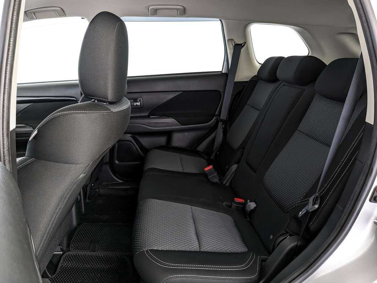 Продажа Б/У Митсубиши Оутлэндер. Фото: #15