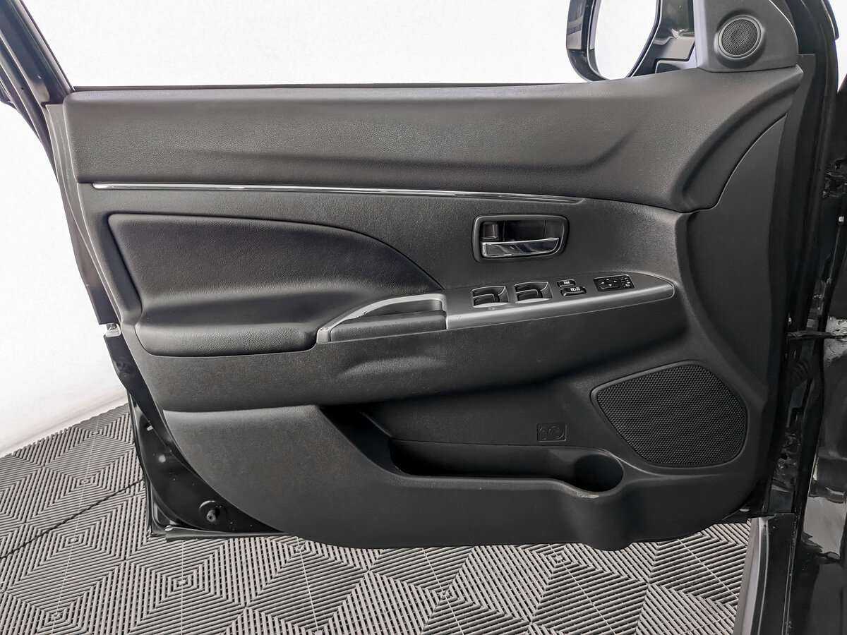 Продажа Б/У Митсубиши АС-Икс. Фото: #14