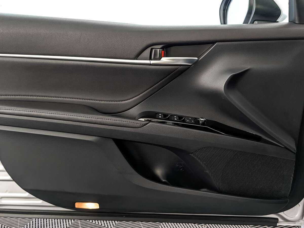 Продажа Б/У Тойота Камри. Фото: #18