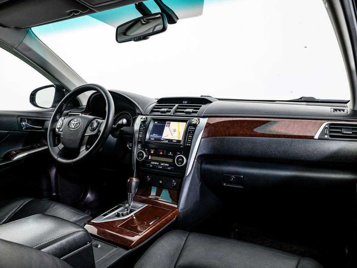 Продажа Б/У Тойота Камри. Фото: #8