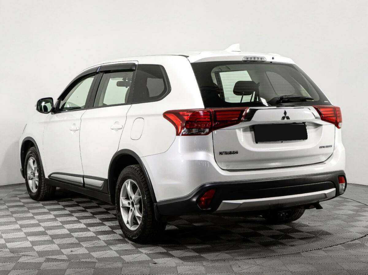 Продажа Б/У Митсубиши Оутлэндер. Фото: #5