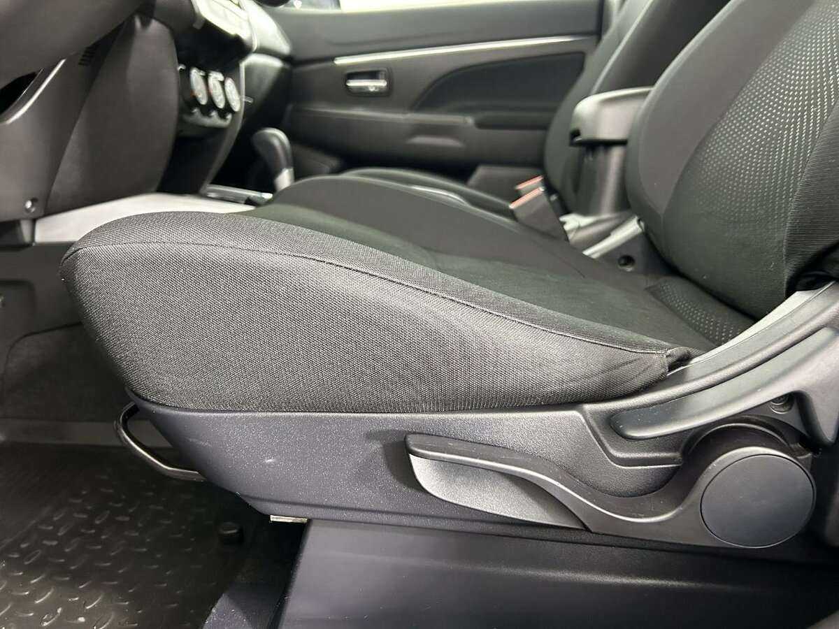 Продажа Б/У Митсубиши АС-Икс. Фото: #9