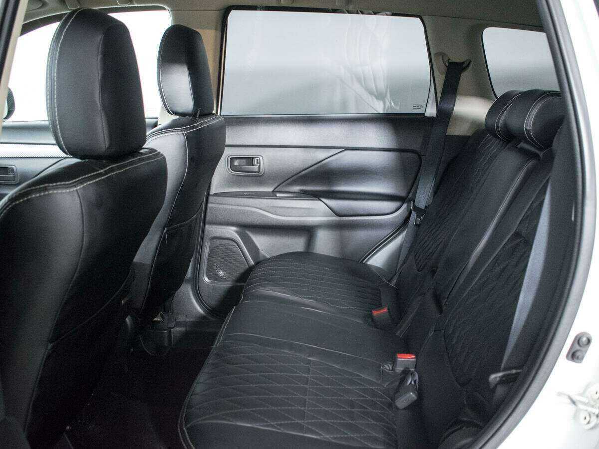 Продажа Б/У Митсубиши Оутлэндер. Фото: #7