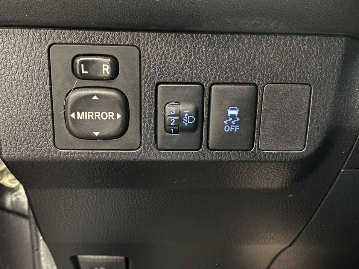 Продажа Б/У Тойота Рав4. Фото: #13