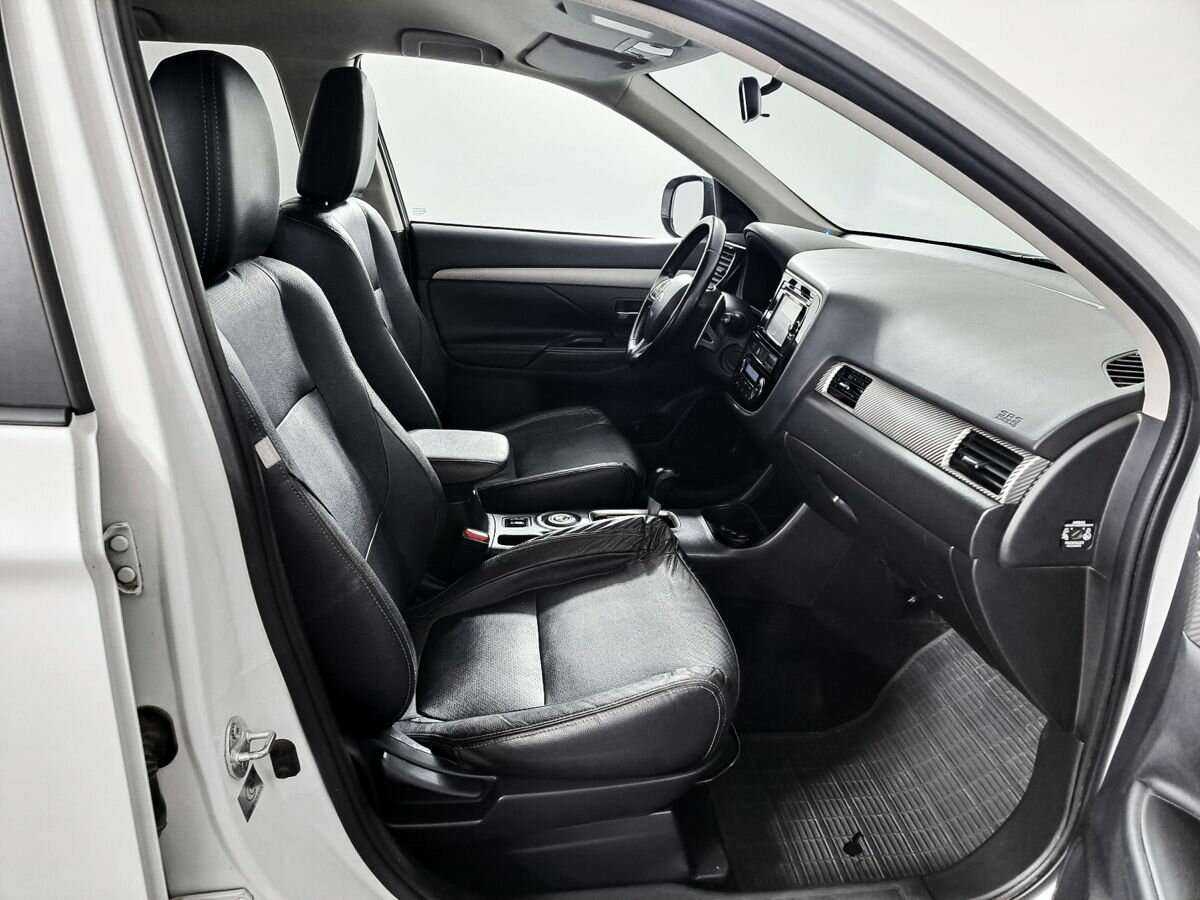 Продажа Б/У Митсубиши Оутлэндер. Фото: #6