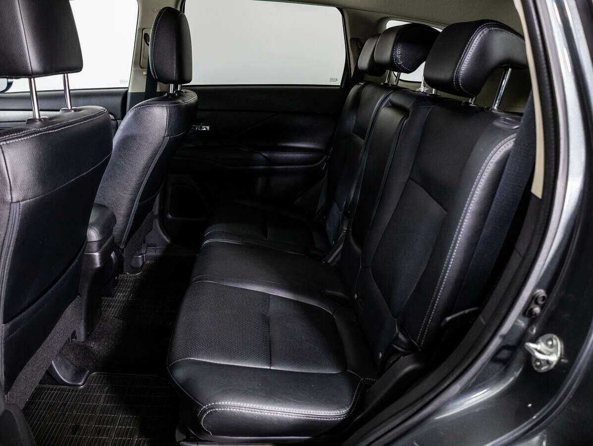 Продажа Б/У Митсубиши Оутлэндер. Фото: #7