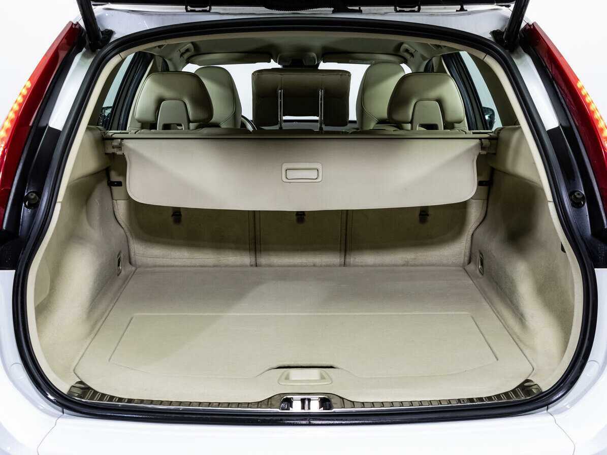 Продажа Б/У Вольво ИксЦ60. Фото: #13