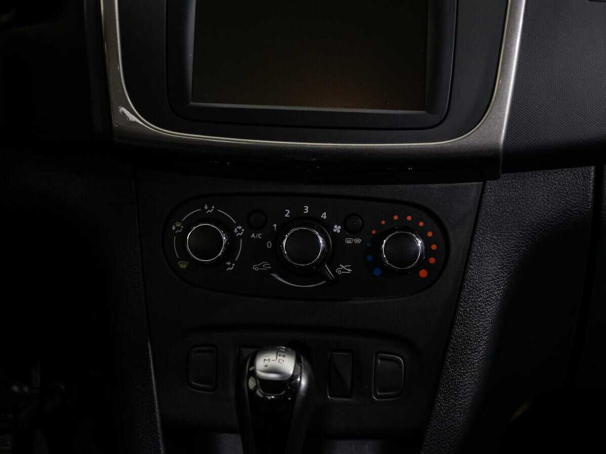 Продажа Б/У Рено Логан. Фото: #11