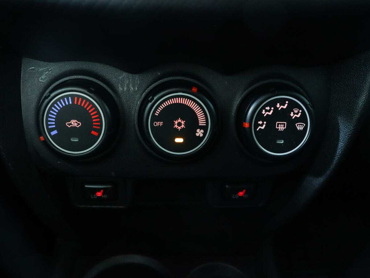 Продажа Б/У Митсубиши АС-Икс. Фото: #14