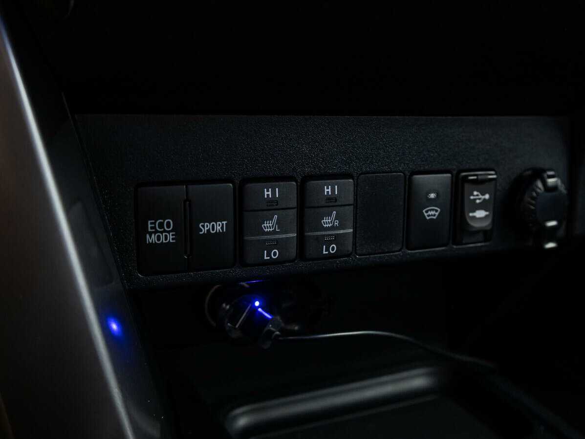 Продажа Б/У Тойота Рав4. Фото: #16