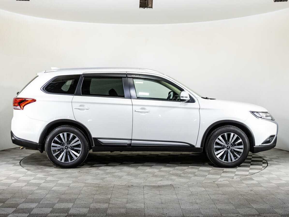 Продажа Б/У Митсубиши Оутлэндер. Фото: #3