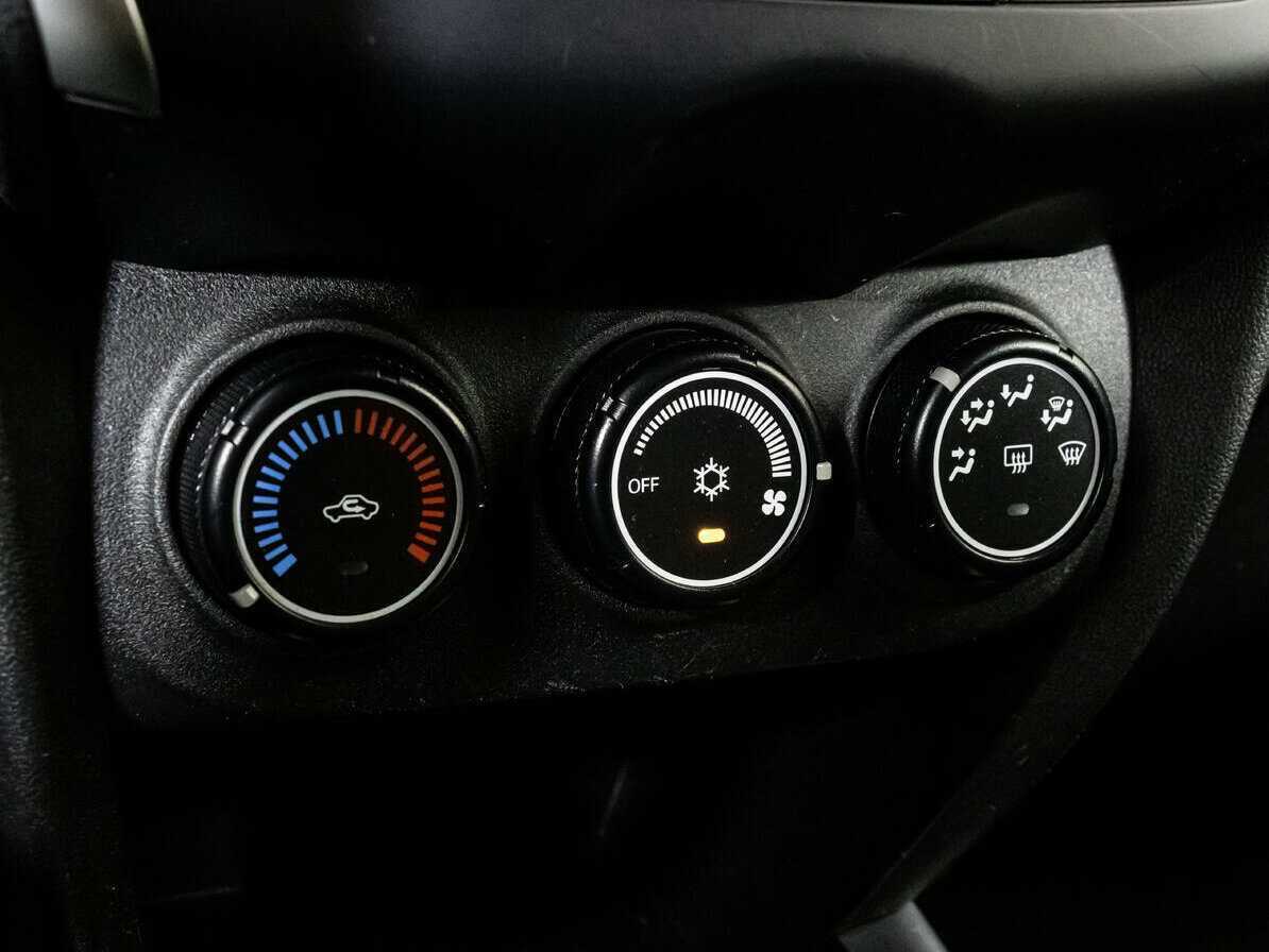 Продажа Б/У Митсубиши АС-Икс. Фото: #12