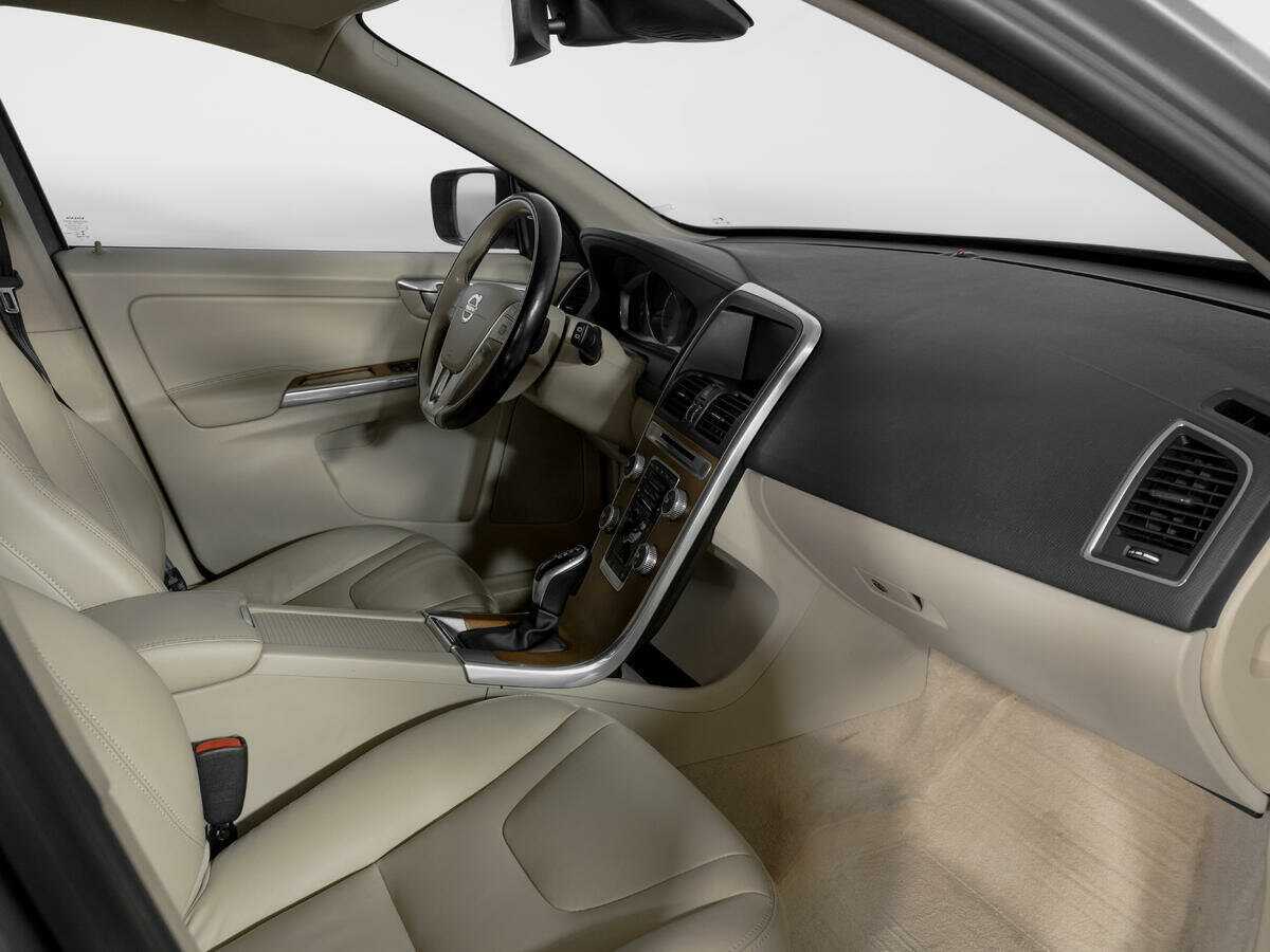 Продажа Б/У Вольво ИксЦ60. Фото: #8