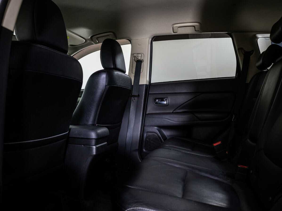 Продажа Б/У Митсубиши Оутлэндер. Фото: #10