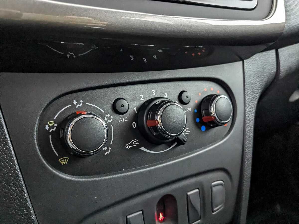 Продажа Б/У Рено Сандеро. Фото: #21