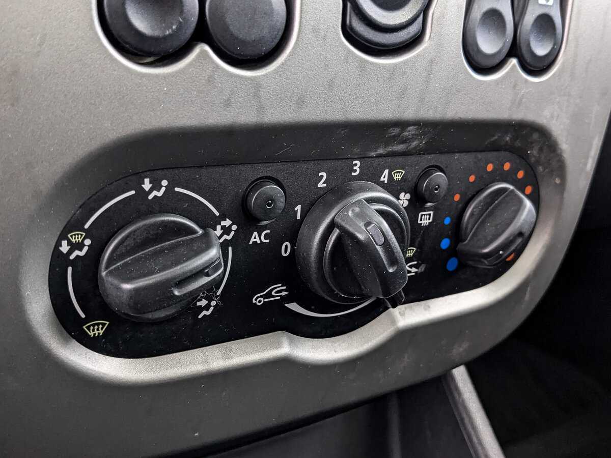 Продажа Б/У Рено Сандеро. Фото: #16