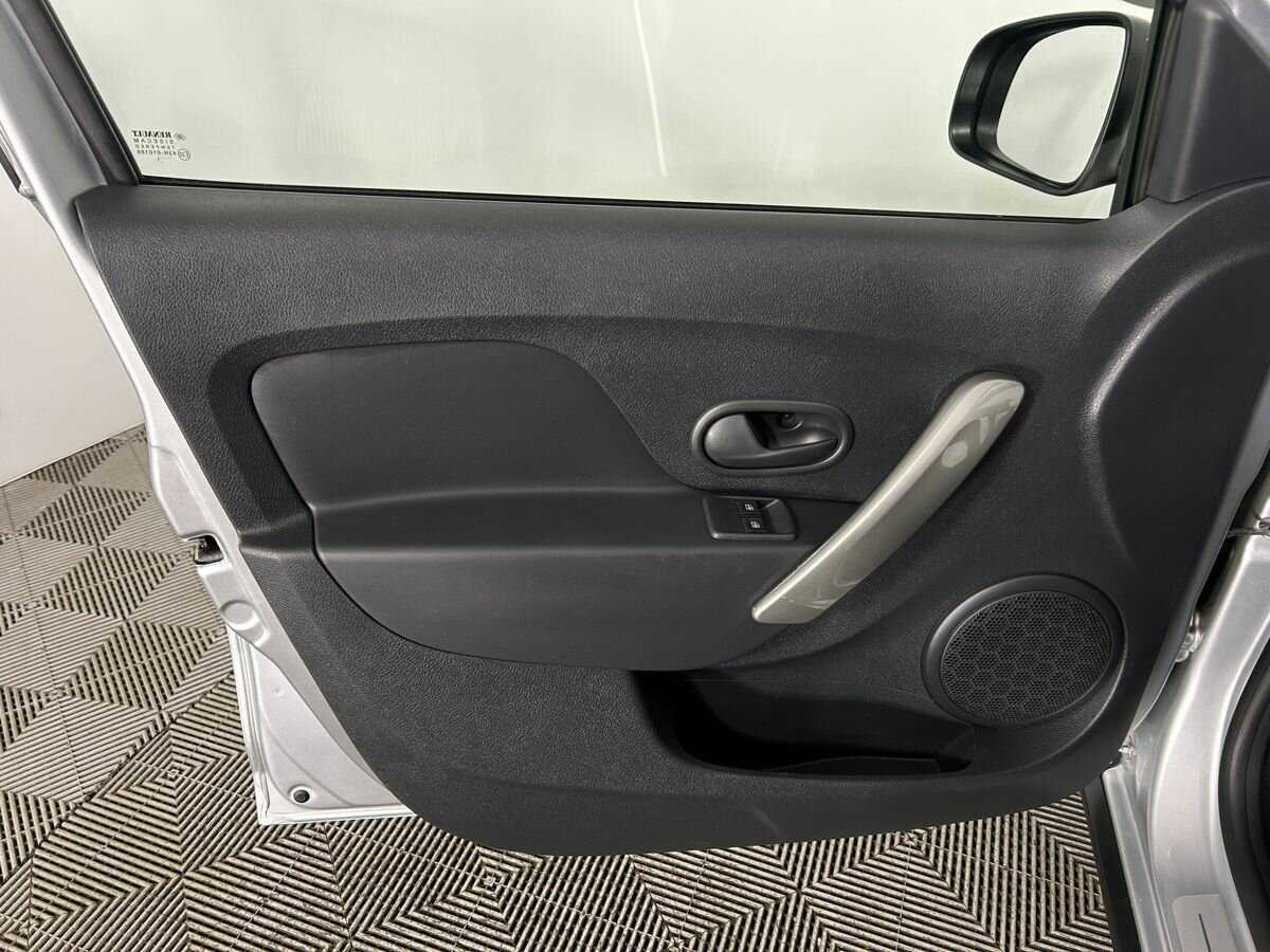 Продажа Б/У Рено Сандеро. Фото: #7