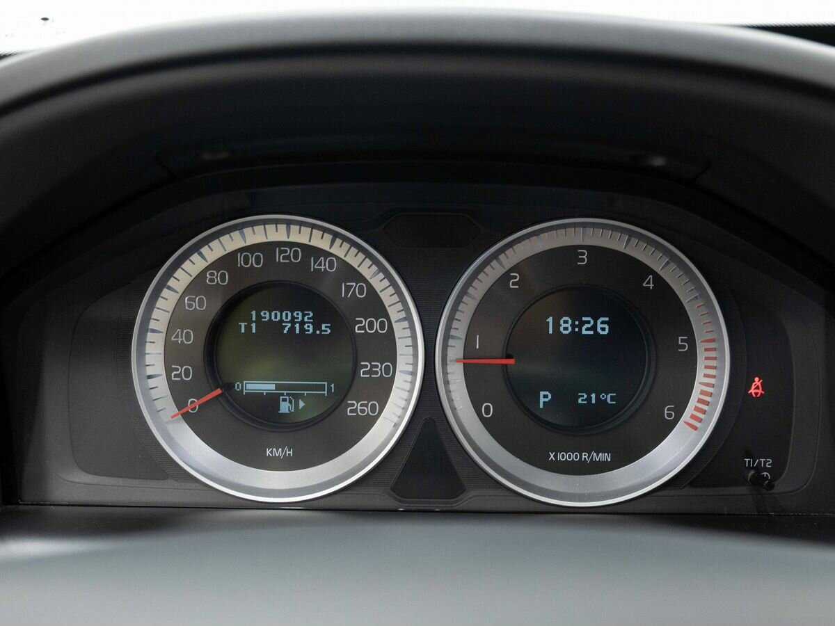 Продажа Б/У Вольво ИксЦ60. Фото: #18