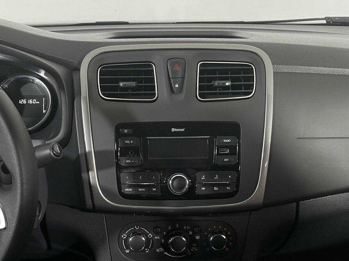 Продажа Б/У Рено Логан. Фото: #9