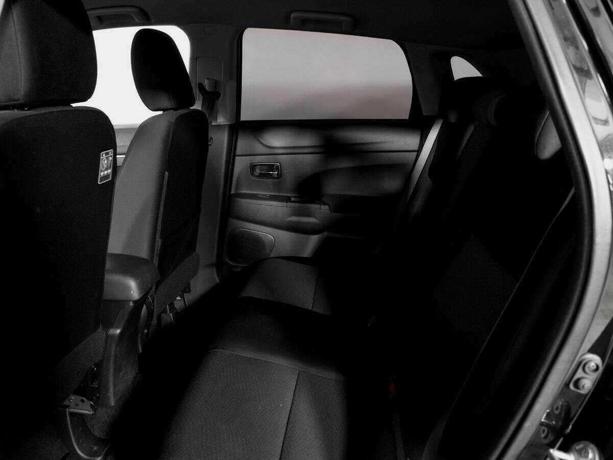 Продажа Б/У Митсубиши АС-Икс. Фото: #9