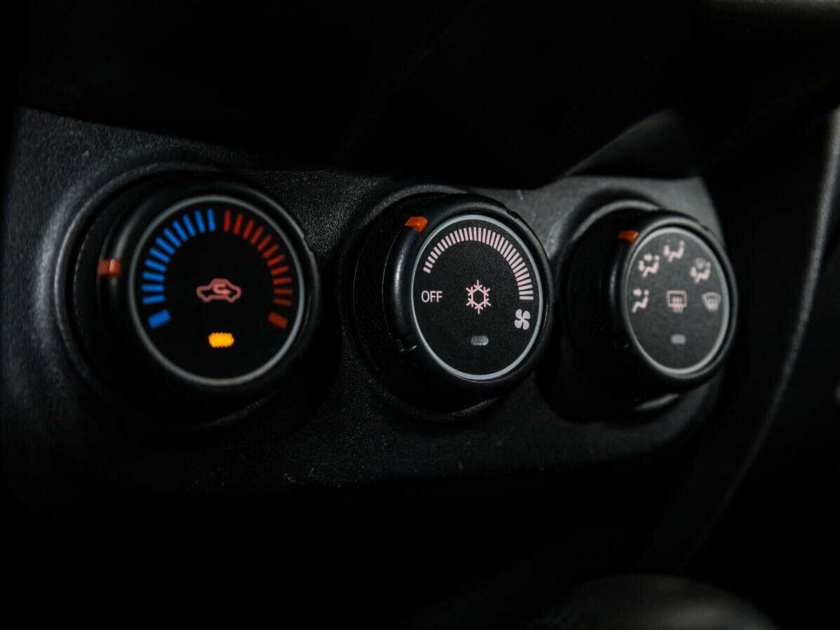 Продажа Б/У Митсубиши АС-Икс. Фото: #14