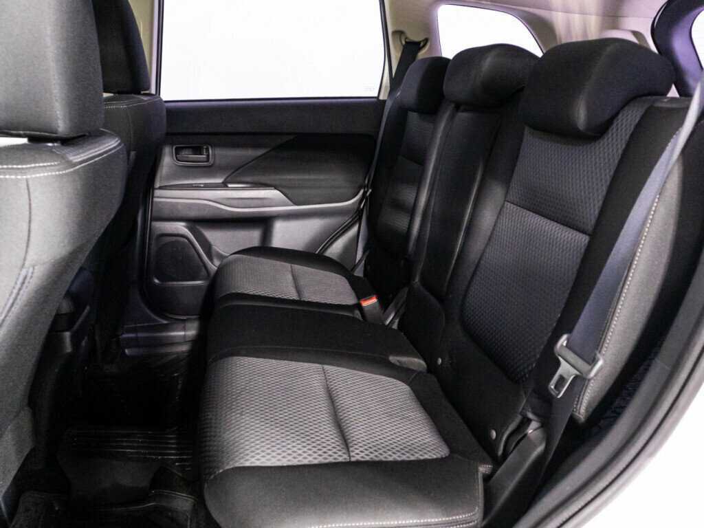 Продажа Б/У Митсубиши Оутлэндер. Фото: #9