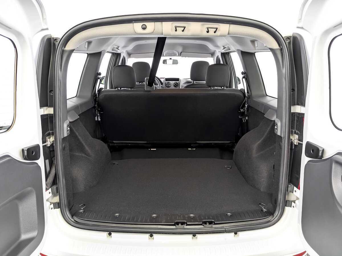 Продажа Б/У Лада (ВАЗ) Ларгус. Фото: #9