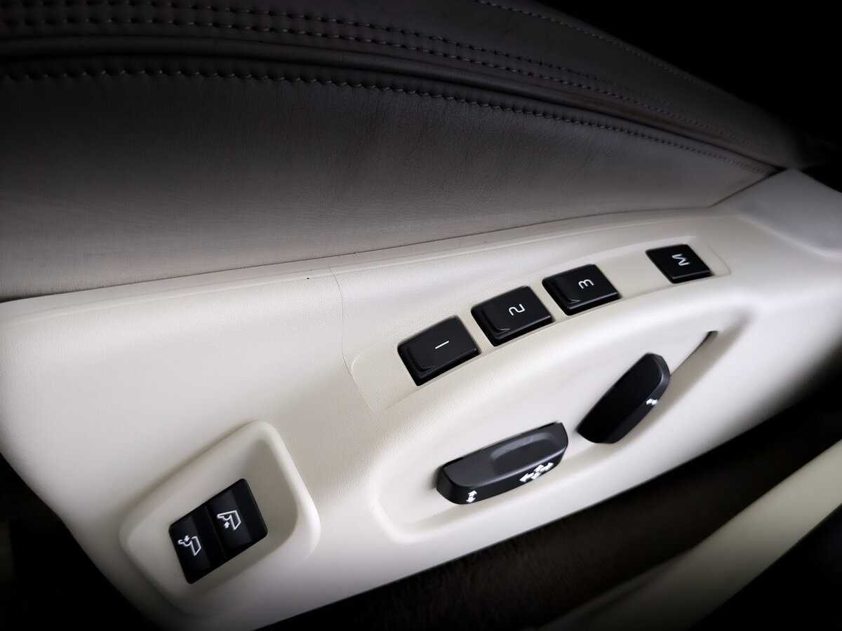 Продажа Б/У Вольво ИксЦ60. Фото: #18