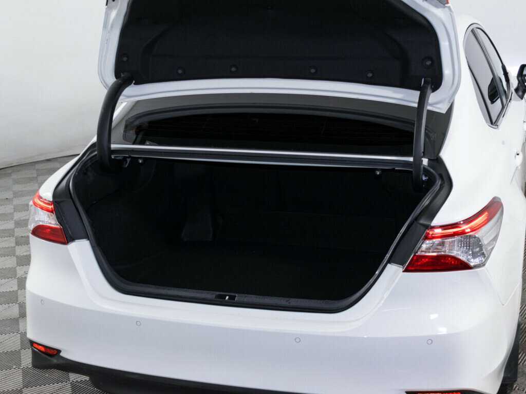 Продажа Б/У Тойота Камри. Фото: #5