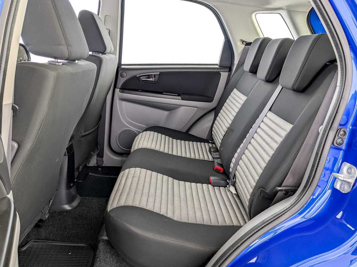 Продажа Б/У Сузуки С-Икс4. Фото: #11