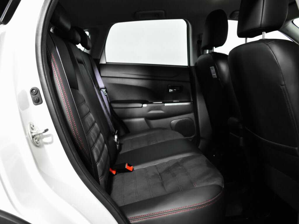 Продажа Б/У Митсубиши АС-Икс. Фото: #9