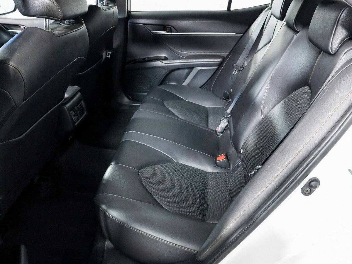 Продажа Б/У Тойота Камри. Фото: #6