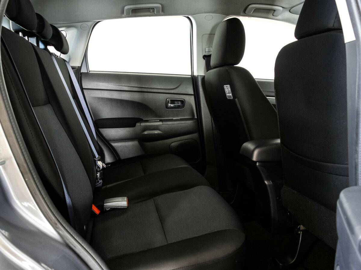 Продажа Б/У Митсубиши АС-Икс. Фото: #11