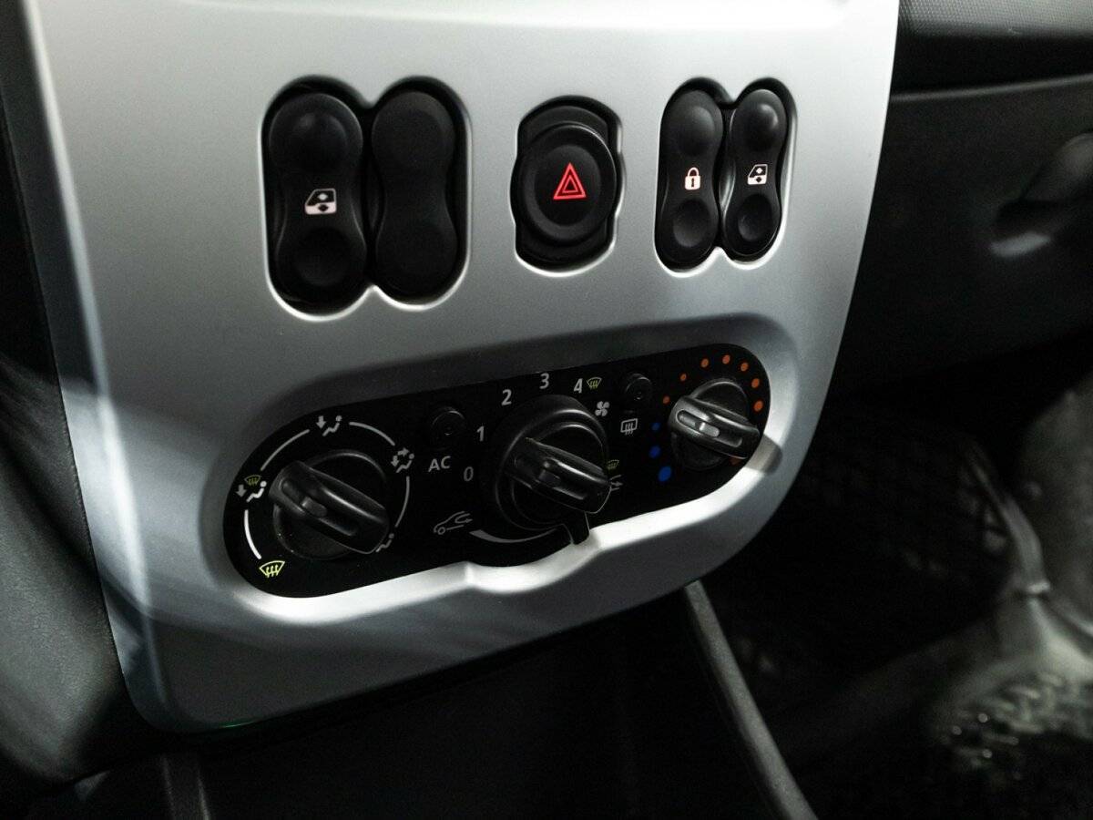 Продажа Б/У Рено Логан. Фото: #14