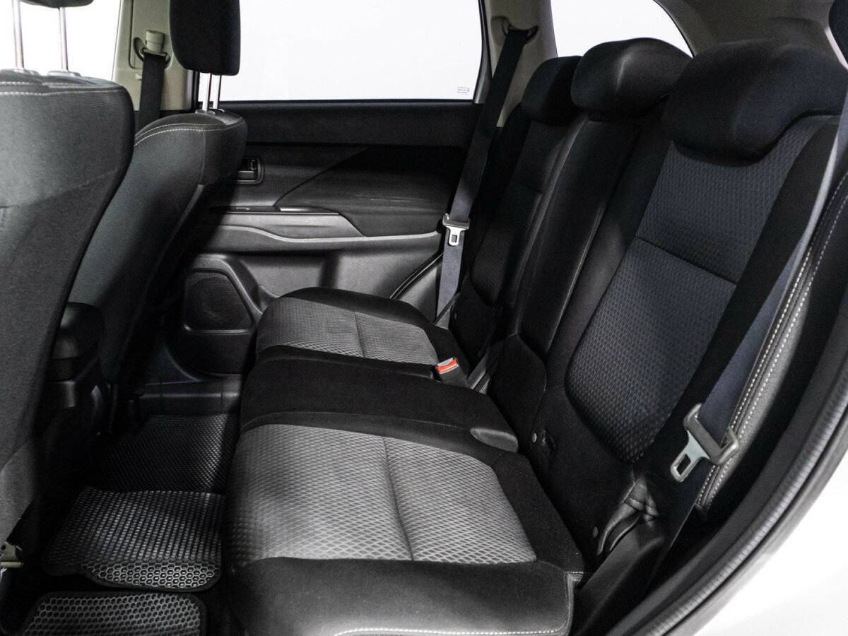 Продажа Б/У Митсубиши Оутлэндер. Фото: #9