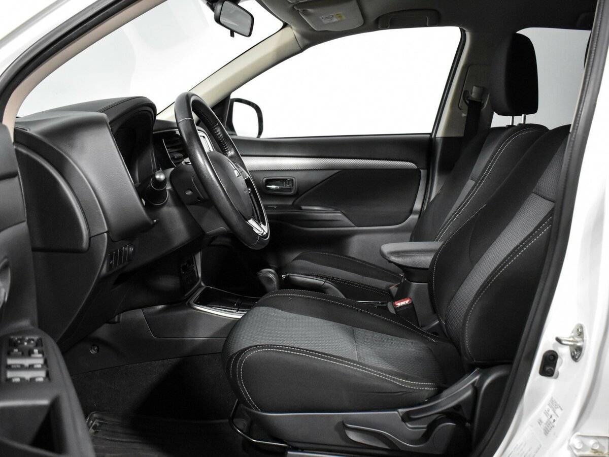 Продажа Б/У Митсубиши Оутлэндер. Фото: #11