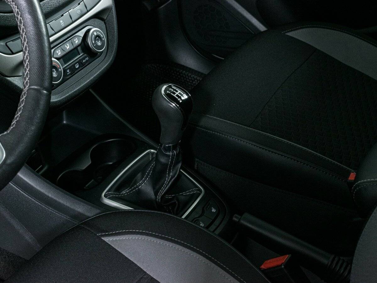 Продажа Б/У Лада (ВАЗ) Веста. Фото: #12