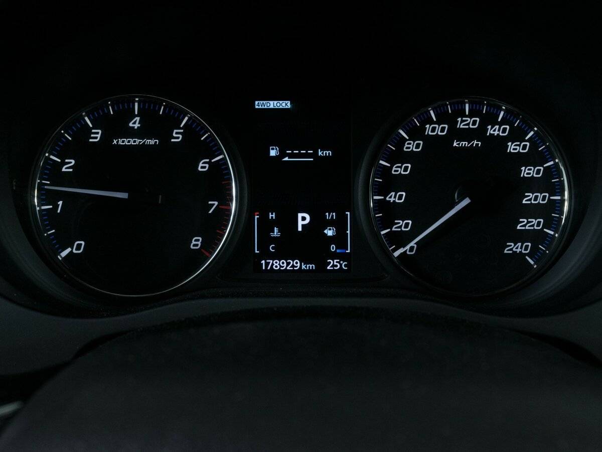 Продажа Б/У Митсубиши Оутлэндер. Фото: #12