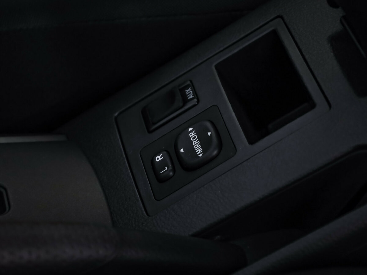 Продажа Б/У Тойота Рав4. Фото: #16