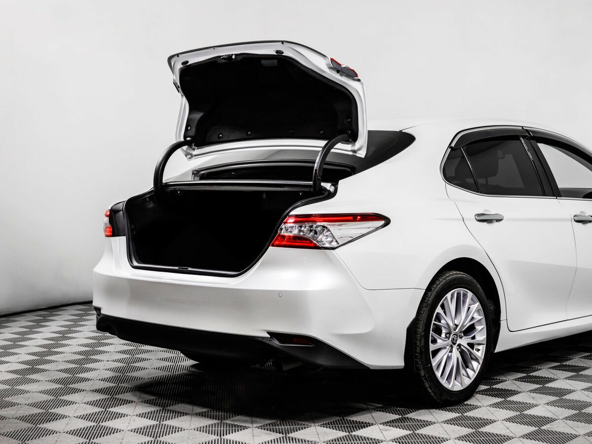 Продажа Б/У Тойота Камри. Фото: #14